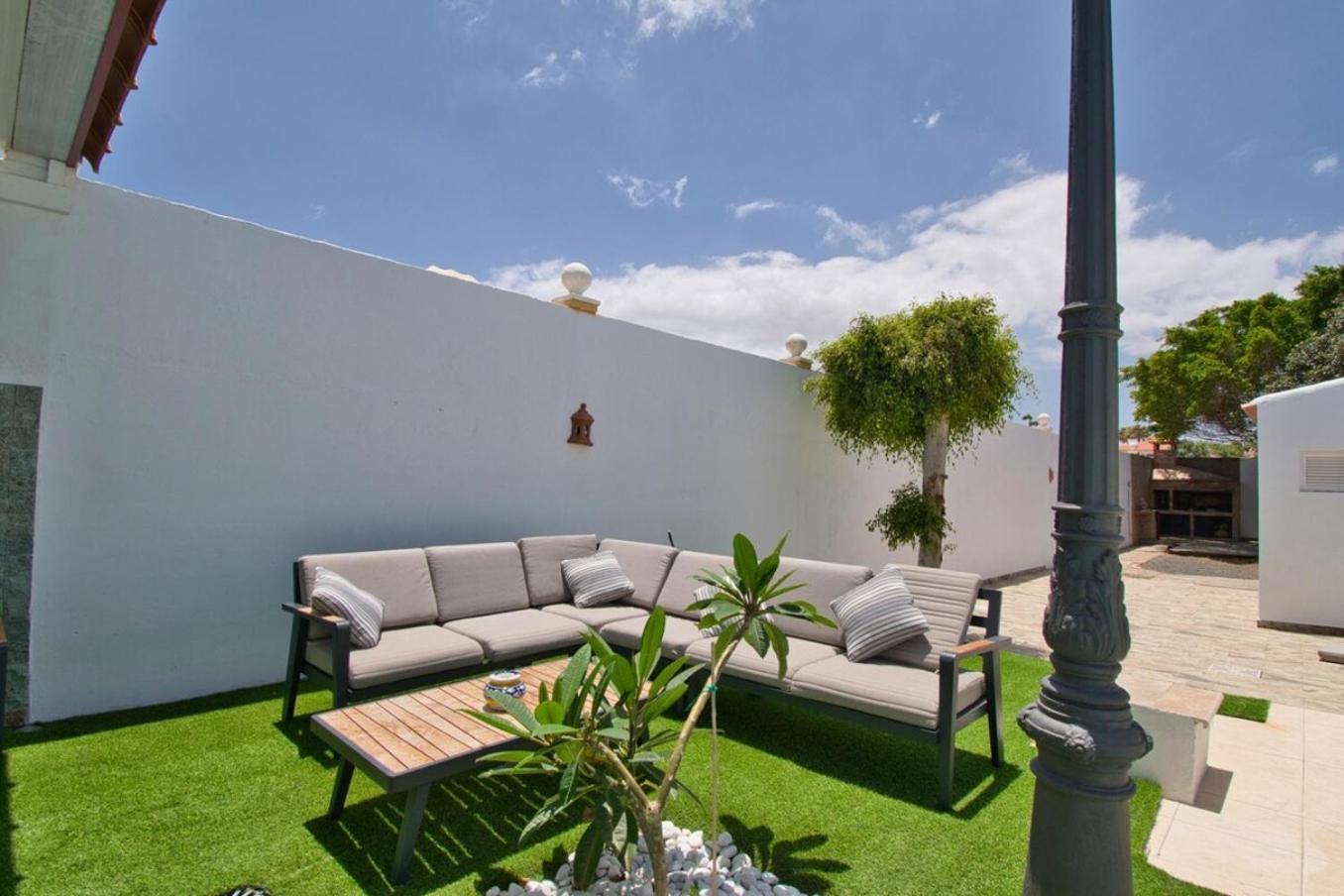 Alamos Park-Stunning Villa In Huge Private Grounds San Miguel de Abona Exterior photo